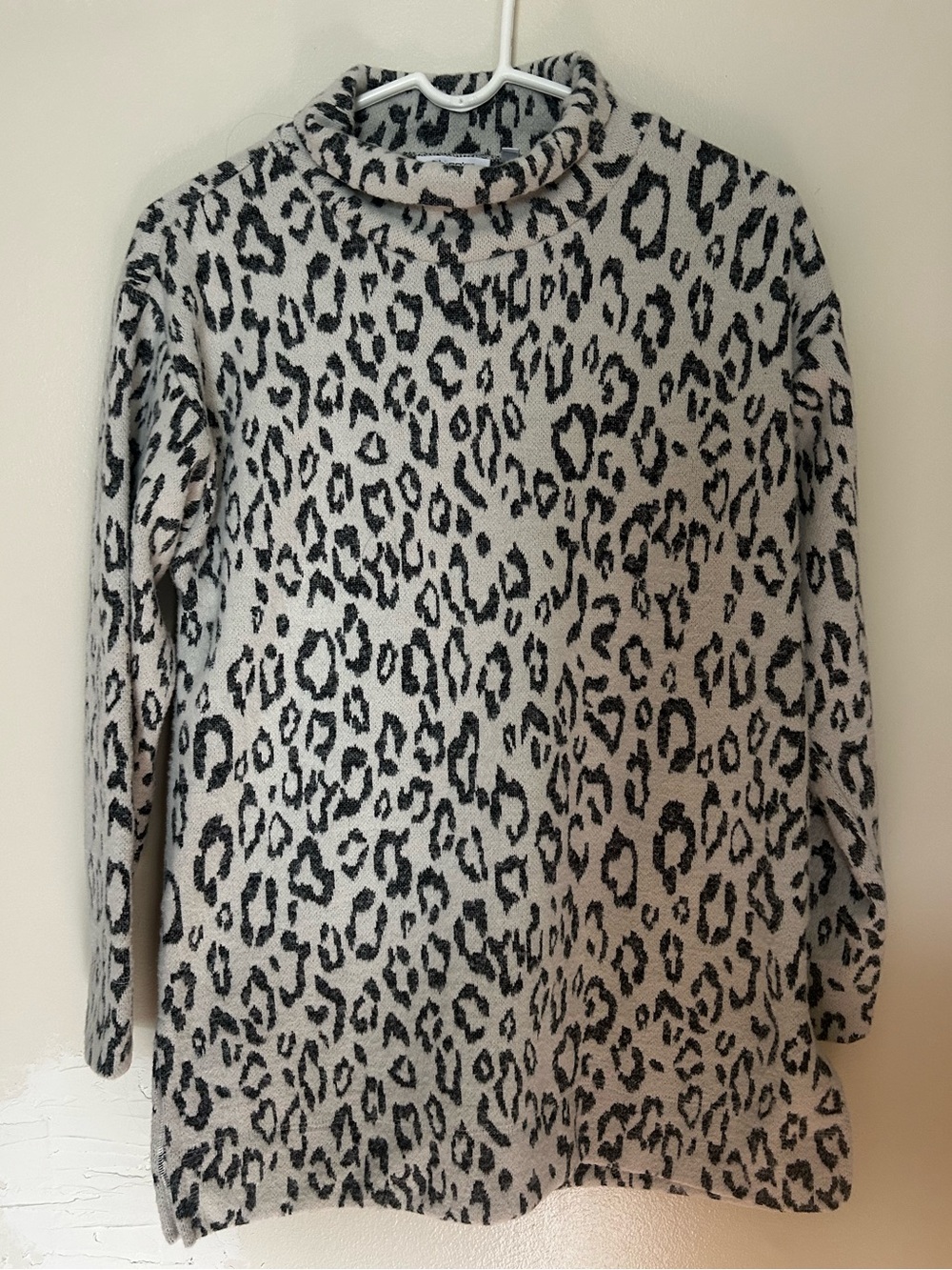 Chico’s Size 1 Medium - Leopard print turtle neck sweater